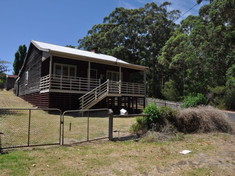 27 Kelly Street, Pemberton WA 6260