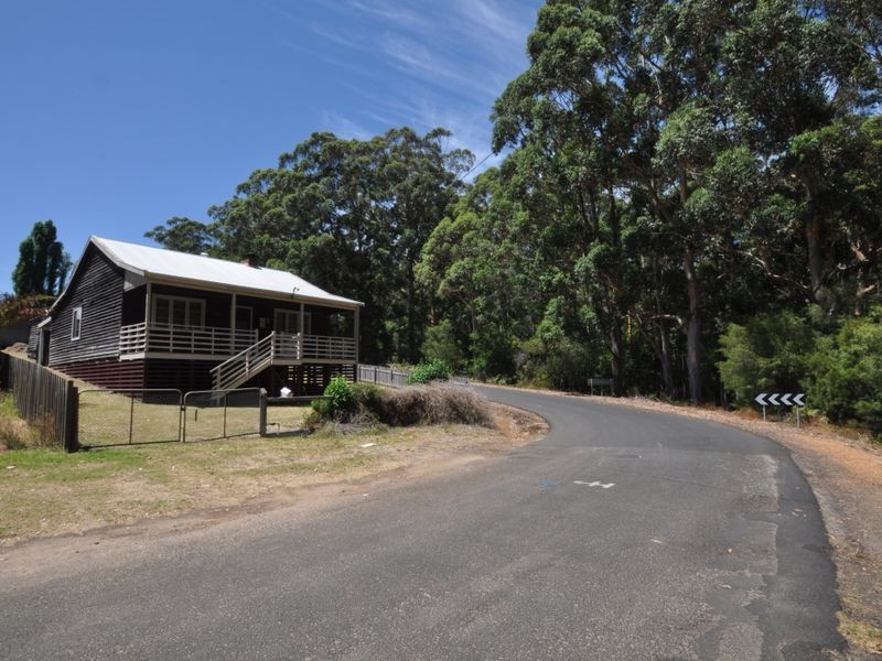 27 Kelly Street, Pemberton WA 6260