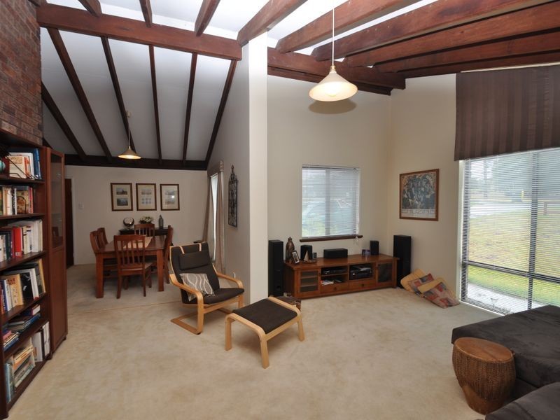 27 Wattle Crescent, Manjimup WA 6258