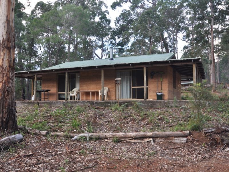 Chalet 8 Warren River Resort, Pemberton WA 6260