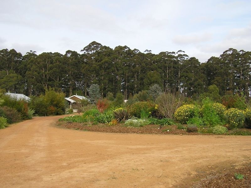 489 Stirling Rd, Pemberton WA 6260