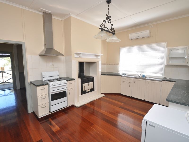 2 Jamieson Street, Pemberton WA 6260