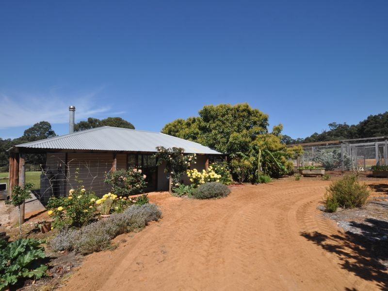 111 Double Bridges Road, Northcliffe WA 6262