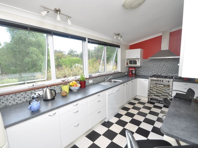 27 & 28 North Street, Northcliffe WA 6262