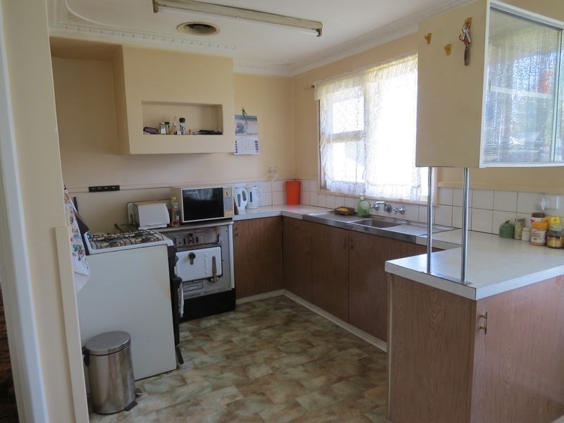 6 Seaton Villa Road, Manjimup WA 6258