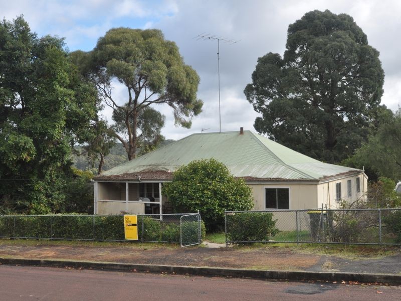 9 Guppy Street, Pemberton WA 6260