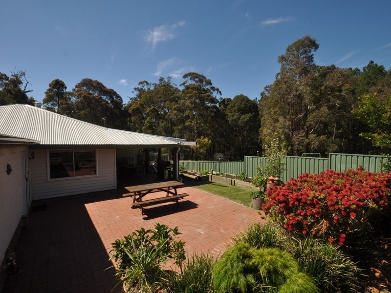 40 Forestry Glen, Pemberton WA 6260