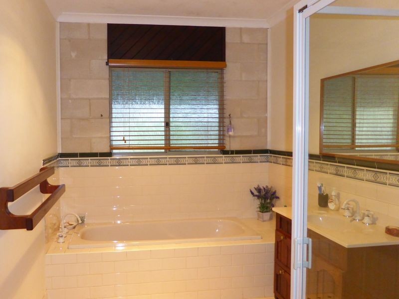 37 Woodgate Retreat, Manjimup WA 6258