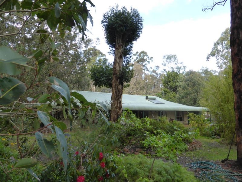 37 Woodgate Retreat, Manjimup WA 6258