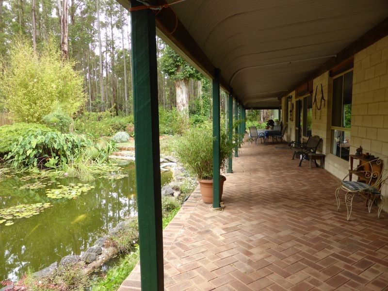 37 Woodgate Retreat, Manjimup WA 6258