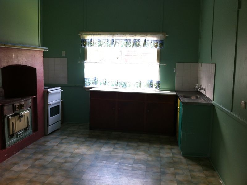 10 Dean Street, Pemberton WA 6260