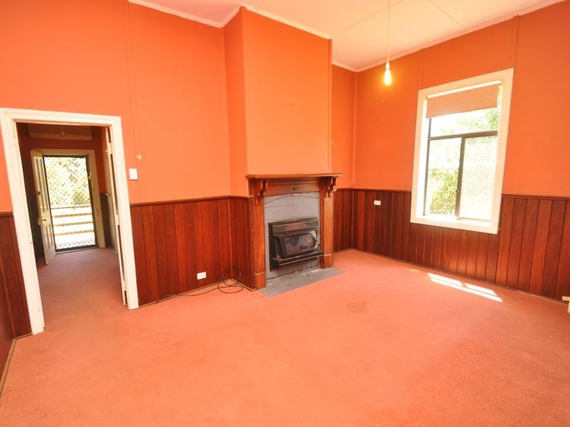 11 Broadway Street, Pemberton WA 6260