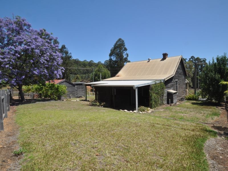 11 Broadway Street, Pemberton WA 6260