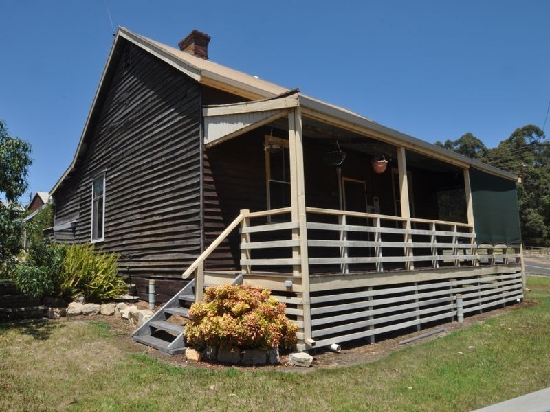 11 Broadway Street, Pemberton WA 6260