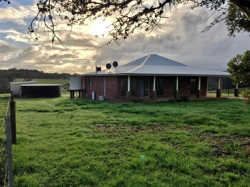 2 Stirling Road, Pemberton WA 6260