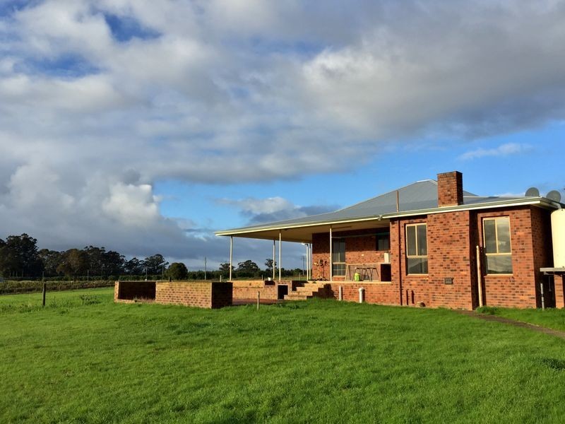 2 Stirling Road, Pemberton WA 6260