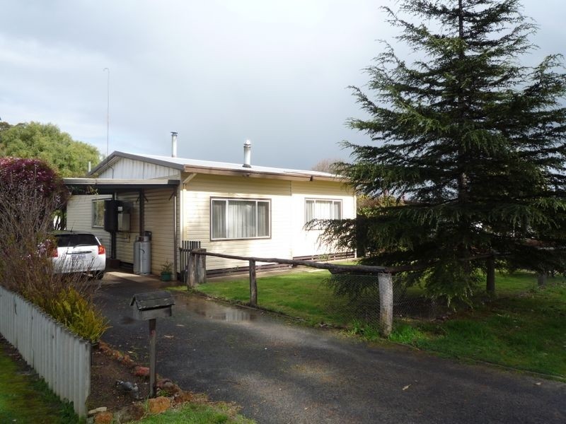 9 Widdeson Street, Pemberton WA 6260