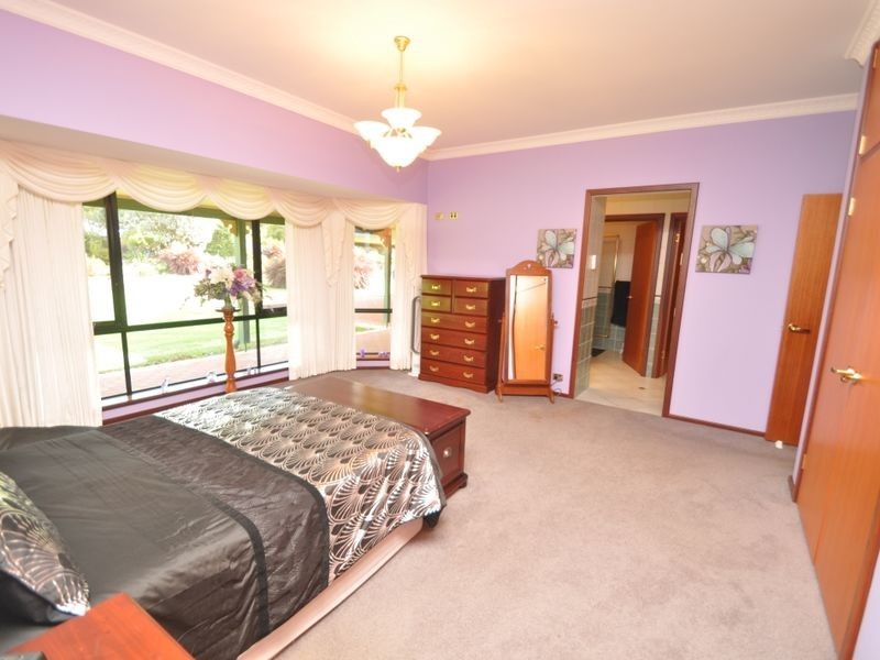 41 Manjin Drive, Manjimup WA 6258