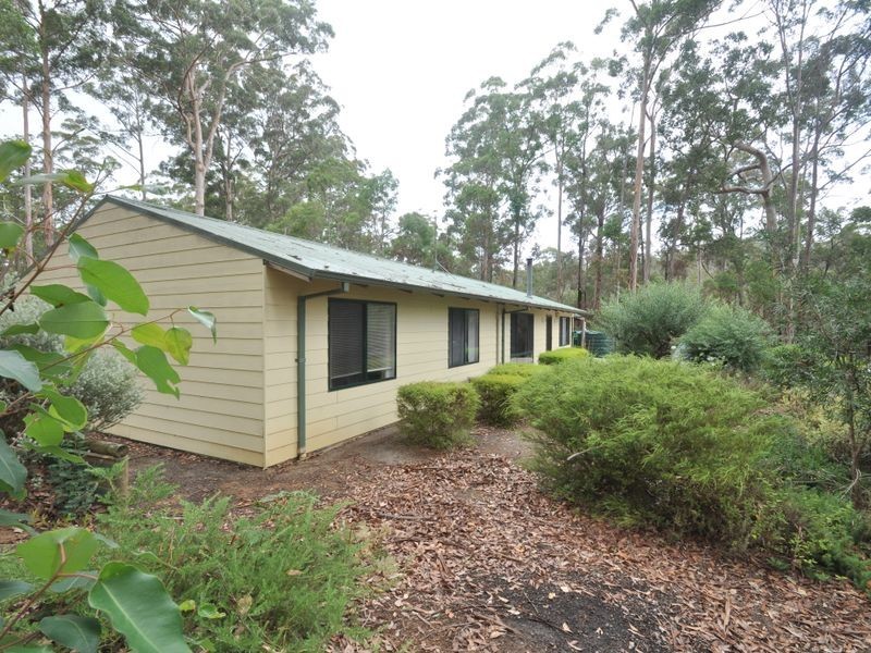 11 Titree Glen, Quinninup WA 6258