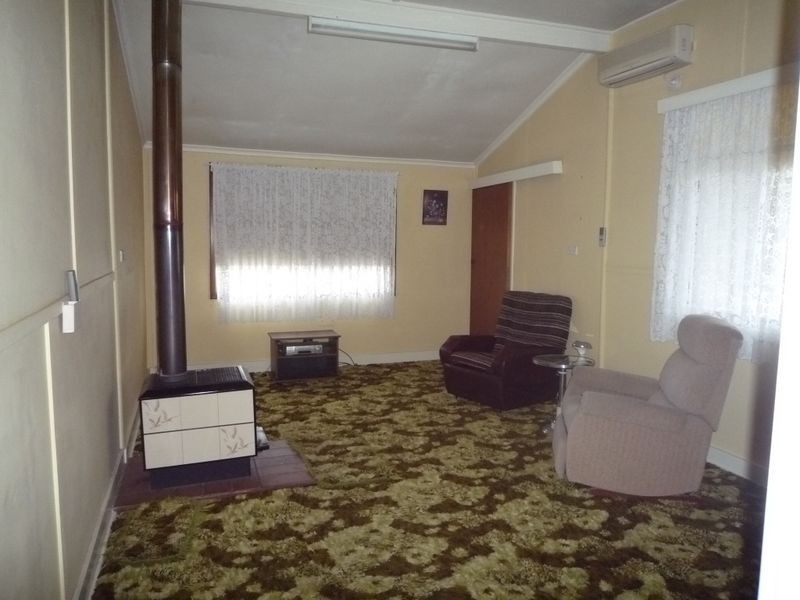 20 Guppy Street, Pemberton WA 6260