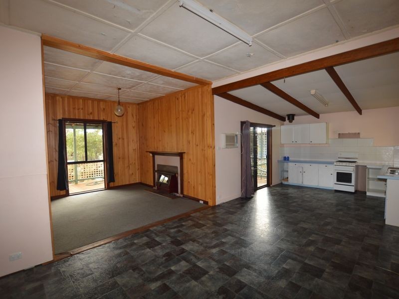 28 Guppy Street, Pemberton WA 6260