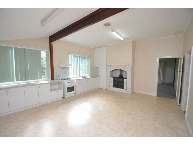 16 Forestry Glen, Pemberton WA 6260