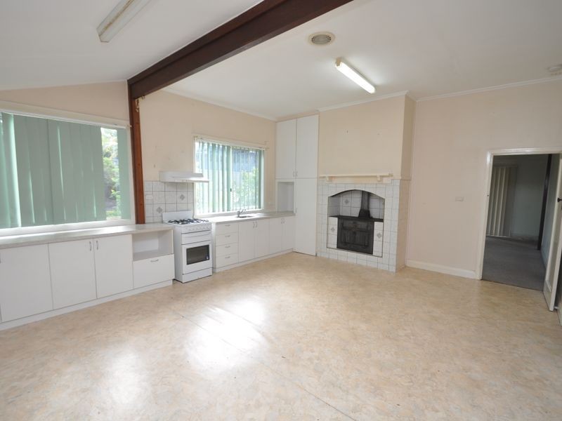 16 Forestry Glen, Pemberton WA 6260