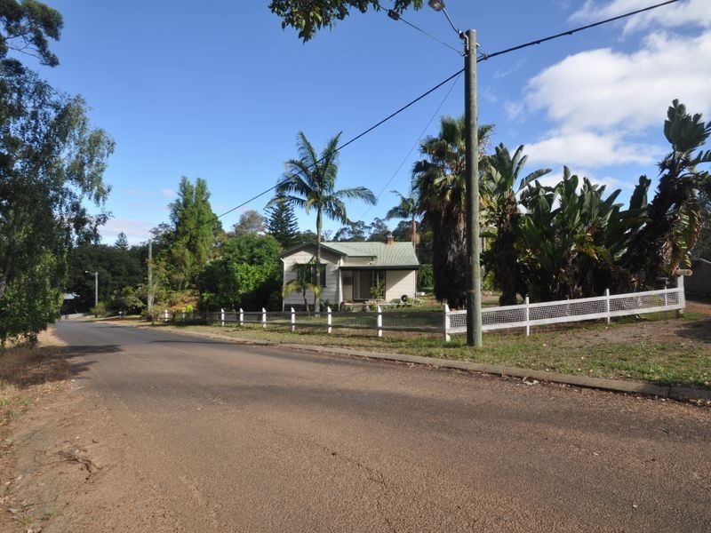 16 Forestry Glen, Pemberton WA 6260