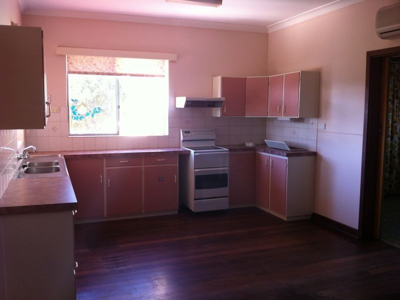 33 Edwards Street, Manjimup WA 6258