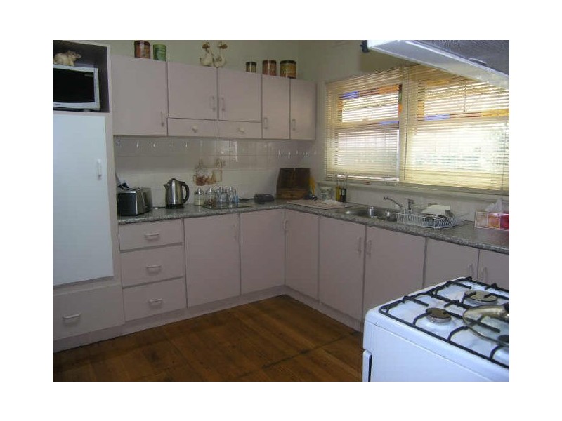 2 Edna Street, Thomastown VIC 3074