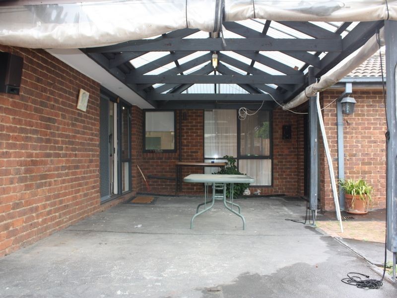 5 Bendale Court, Mill Park VIC 3082