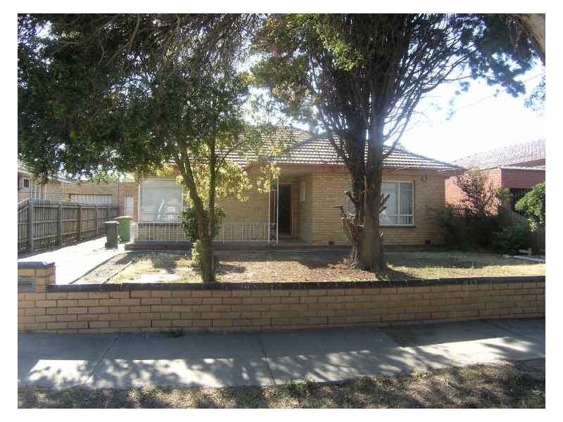 30 Clements Grove, Reservoir VIC 3073