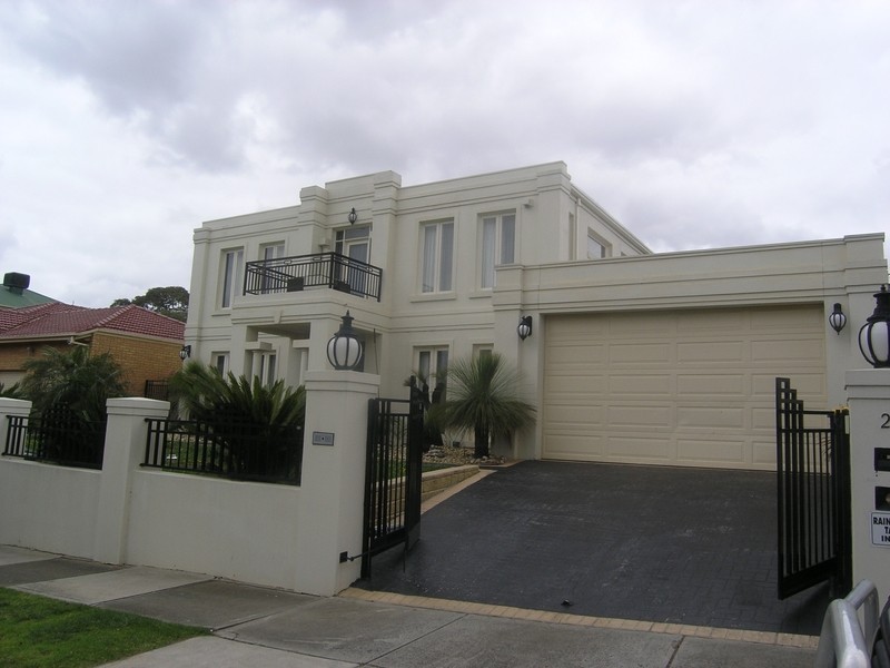 27 Montana Way, Mill Park VIC 3082