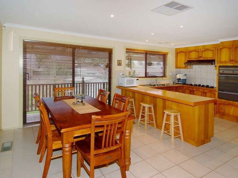7 Nagle Court, Mill Park VIC 3082