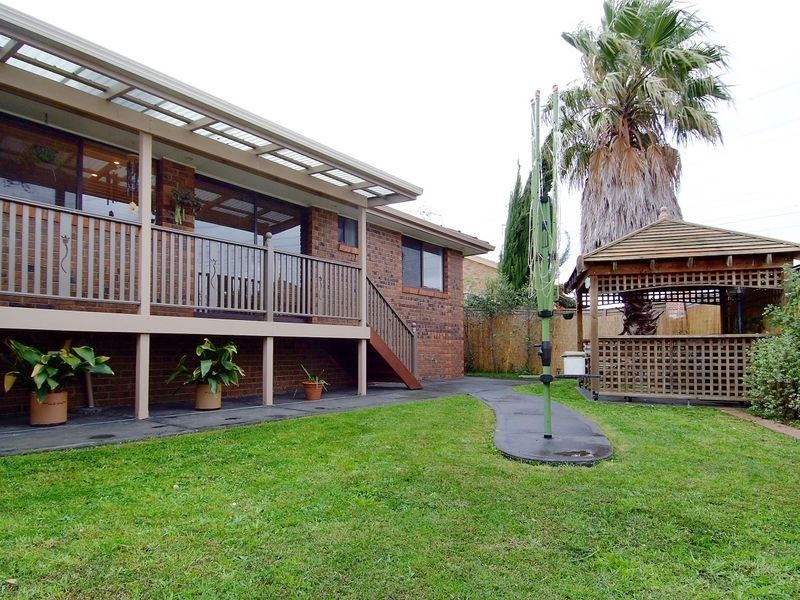 7 Nagle Court, Mill Park VIC 3082