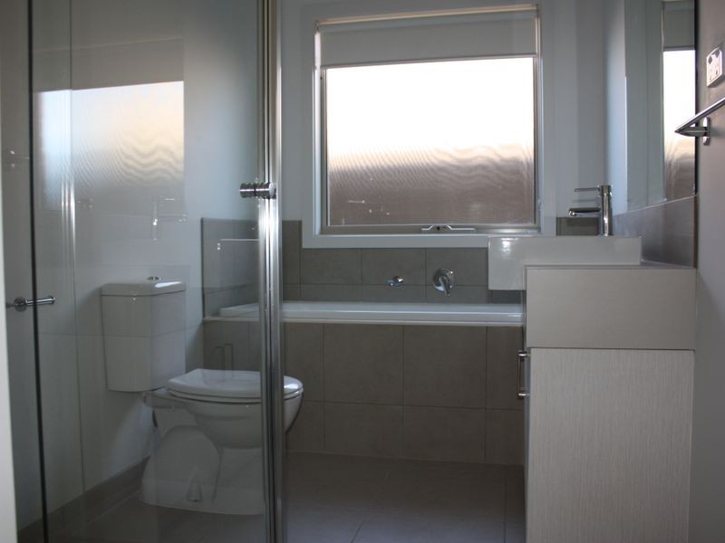 1/37 Campaspe Drive, Whittlesea VIC 3757