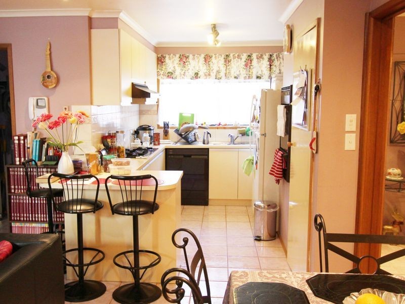 41 Grenda Drive, Mill Park VIC 3082