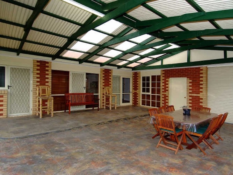 27 Romano Avenue, Mill Park VIC 3082