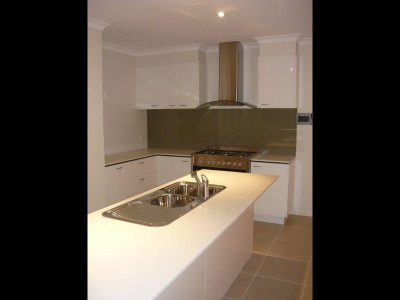 8 Giddens Road, Mernda VIC 3754