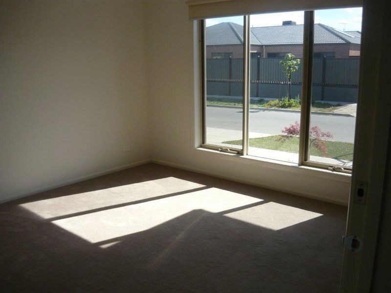 8 Giddens Road, Mernda VIC 3754