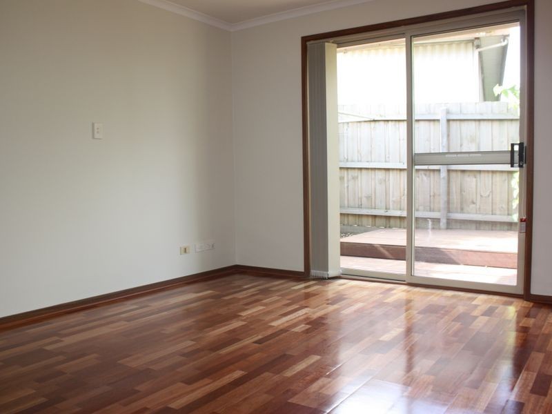 2/52 Balmoral Avenue, Bundoora VIC 3083