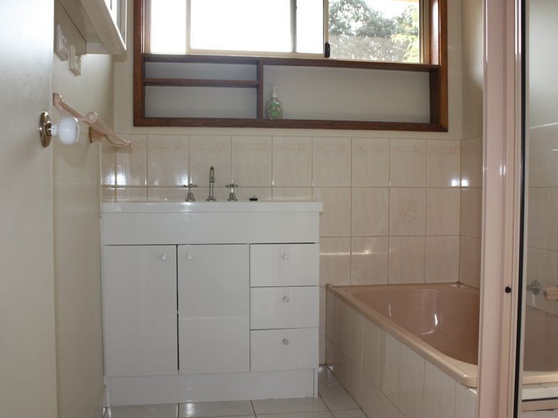 2/52 Balmoral Avenue, Bundoora VIC 3083