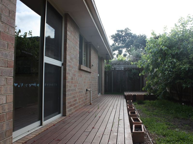 2/52 Balmoral Avenue, Bundoora VIC 3083