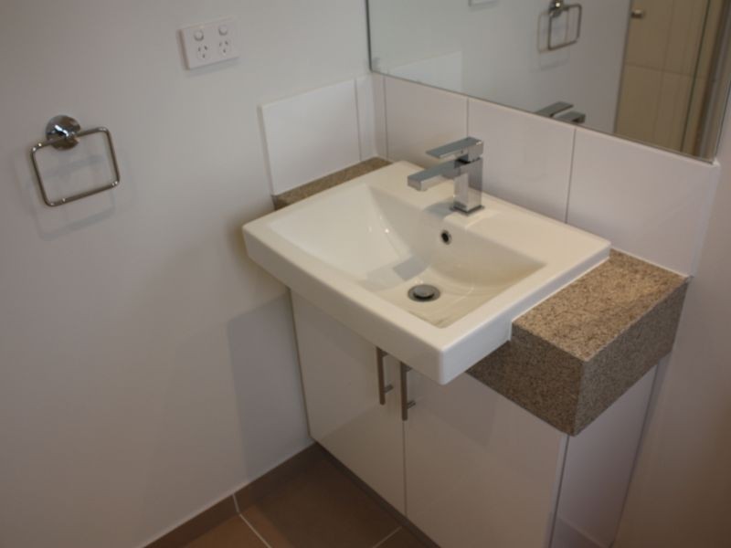 1-4/34 Willoughby Street, Reservoir VIC 3073