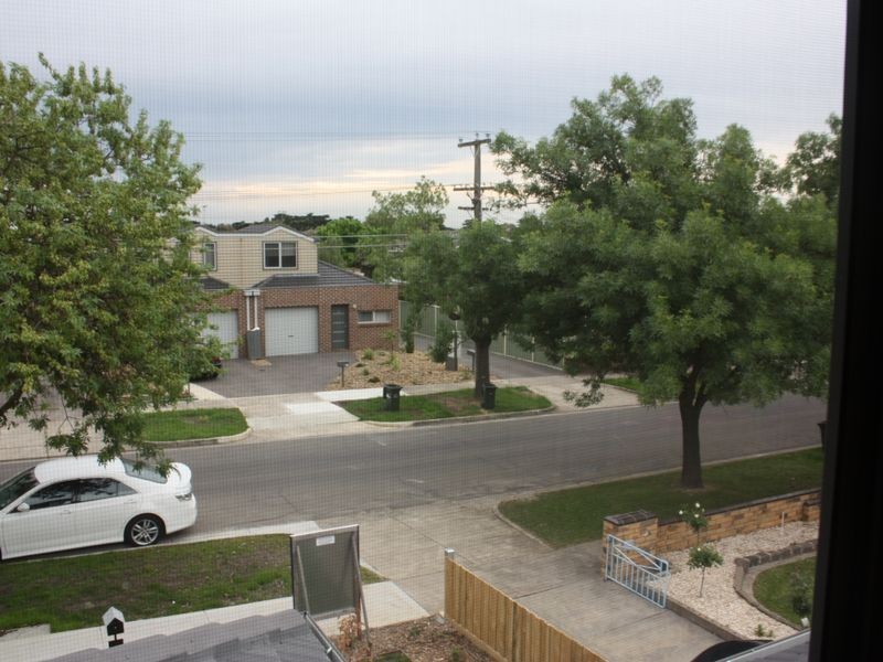 1-4/34 Willoughby Street, Reservoir VIC 3073