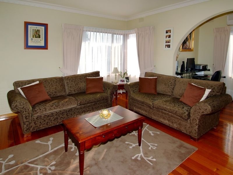 22 Lantana Avenue, Thomastown VIC 3074