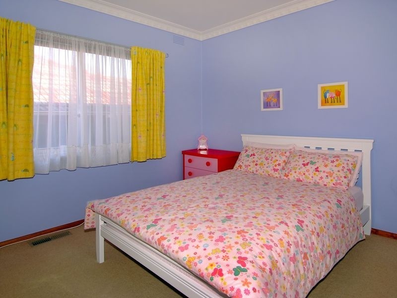 22 Lantana Avenue, Thomastown VIC 3074