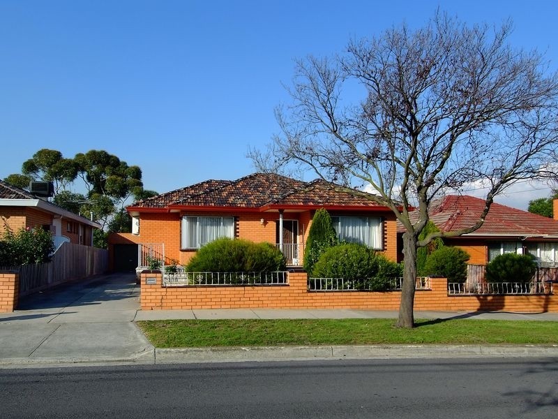 22 Lantana Avenue, Thomastown VIC 3074