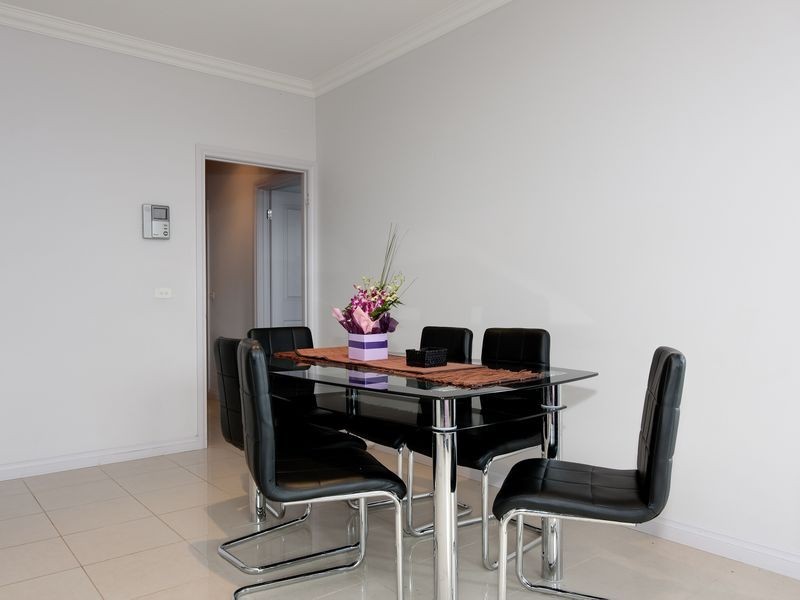 2/5 Cobb Street, South Morang VIC 3752