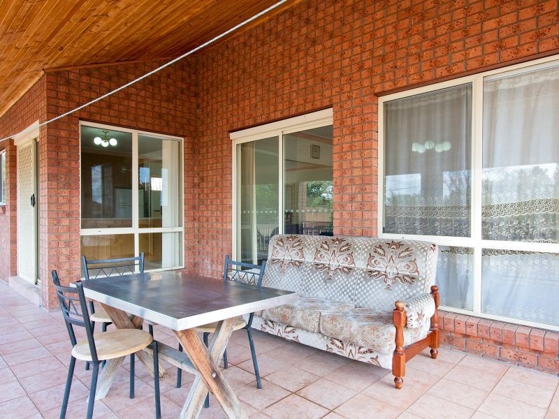 67 Blossom Park Drive, Mill Park VIC 3082